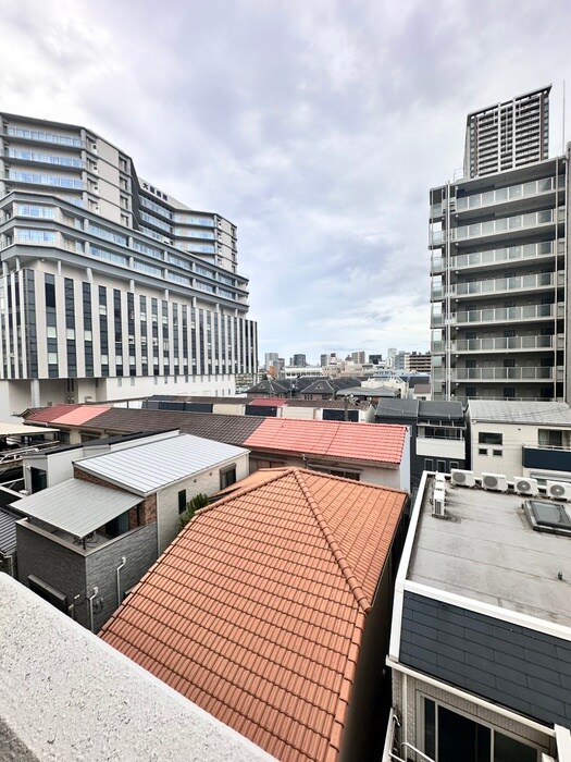 物件内観写真16　(室内からの展望)