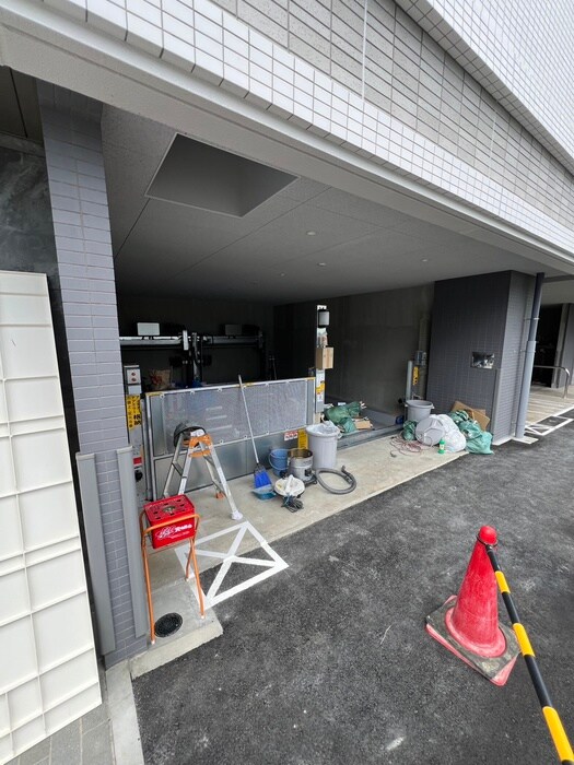 物件外観写真3　(駐車場)