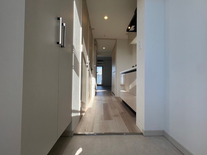 物件内観写真17　(廊下)
