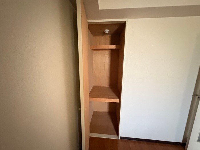 物件内観写真17　(収納)