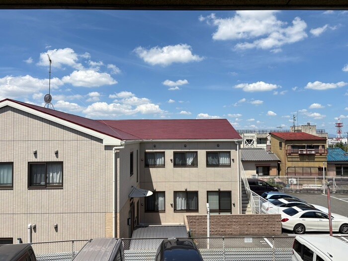 物件内観写真21　(室内からの展望)