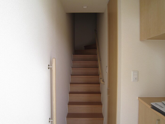 物件内観写真18　(廊下)