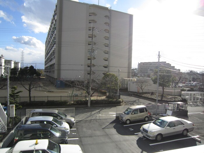 物件内観写真19　(室内からの展望)