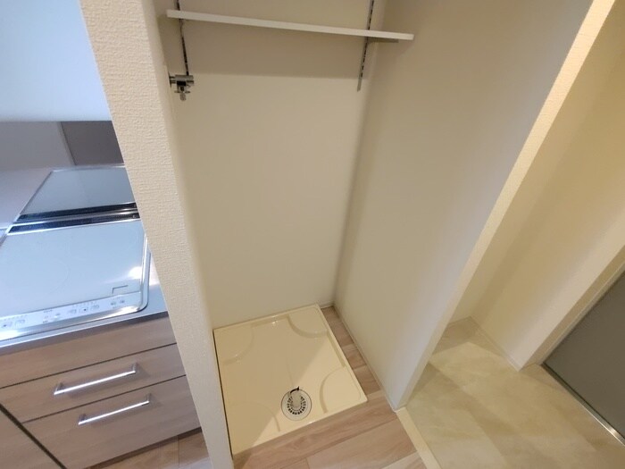 物件内観写真14　(洗濯機置場)