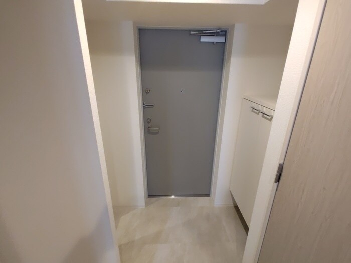 物件内観写真15　(玄関)