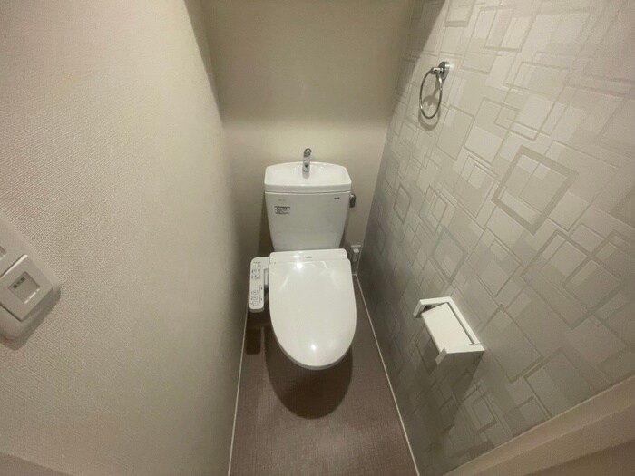 物件内観写真12　(トイレ)