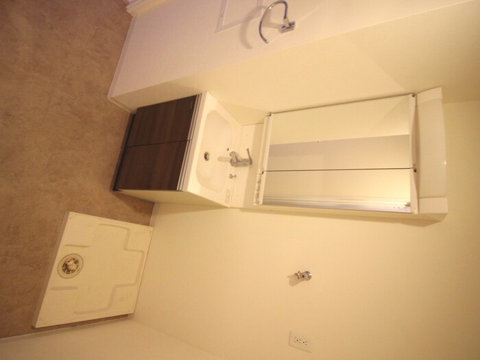 物件内観写真12　(洗面)