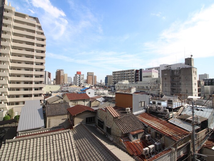 物件内観写真22　(室内からの展望)