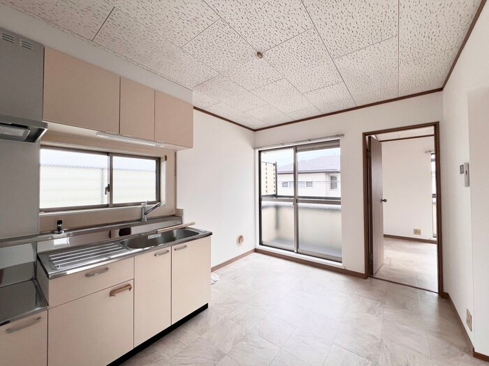 物件内観写真11　(居室)