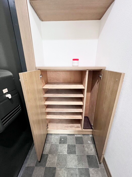物件内観写真18　(靴箱)
