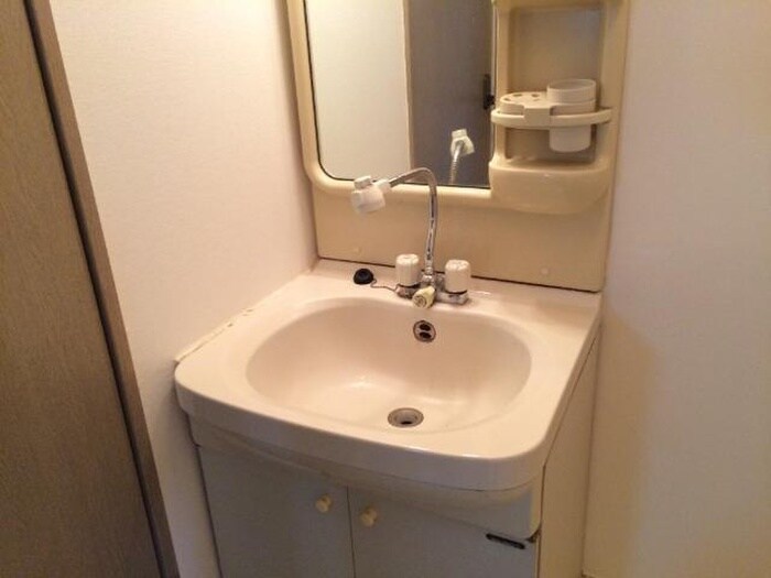 物件内観写真11　(洗面)