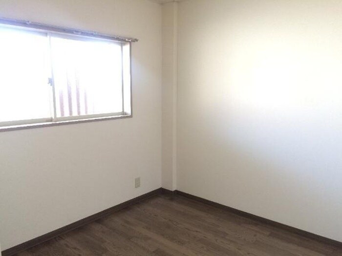 物件内観写真16　(居室)