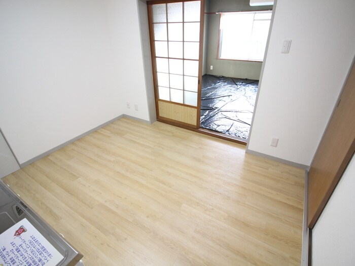 物件内観写真7　(居室)