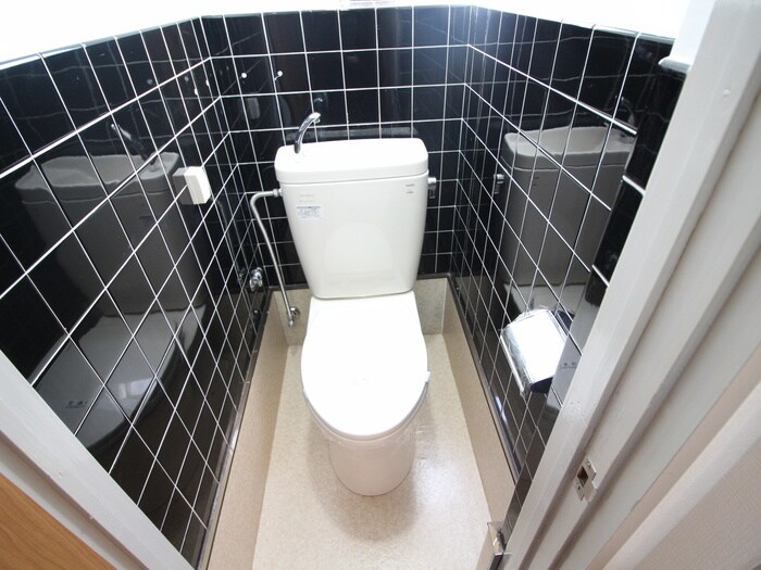 物件内観写真14　(トイレ)