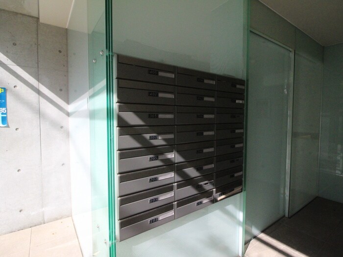 物件外観写真6　(建物設備)