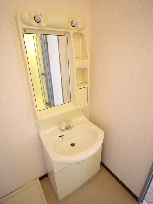 物件内観写真12　(洗面)