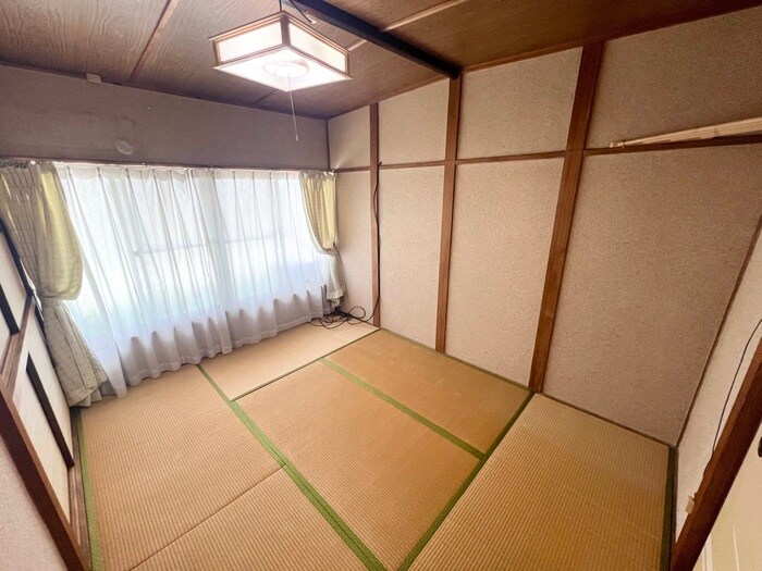 物件内観写真8　(居室)