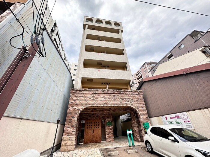 物件外観写真1　(外観写真)