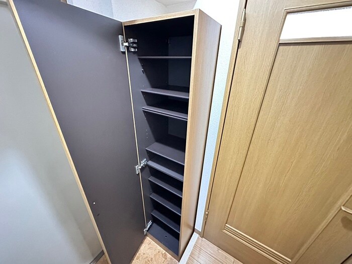 物件内観写真16　(靴箱)