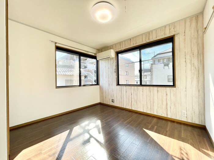 物件内観写真7　(居室)