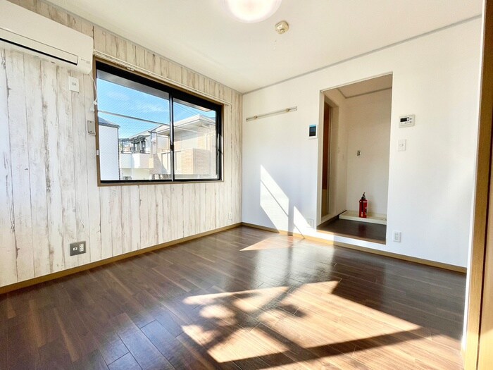 物件内観写真10　(居室)