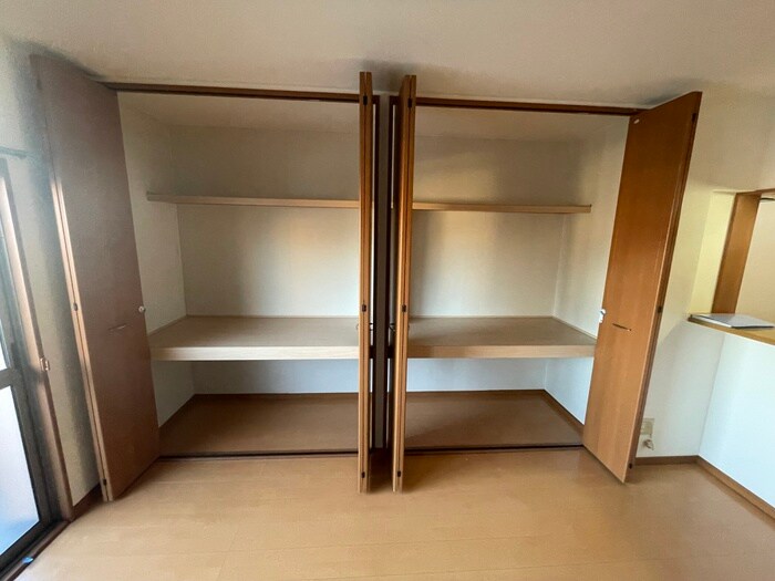 物件内観写真21　(収納)