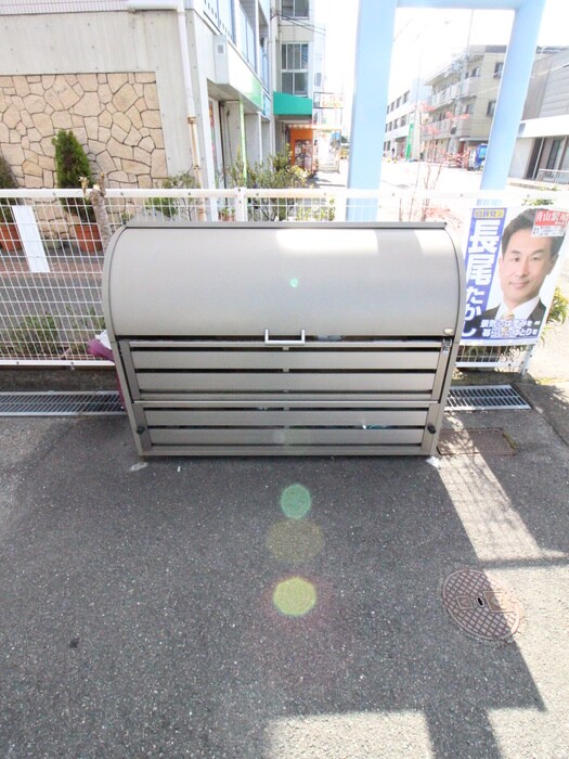 物件外観写真4　(建物設備)