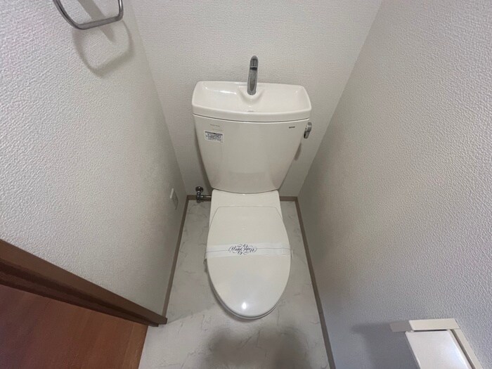 物件内観写真10　(トイレ)