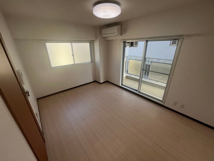 物件内観写真19　(居室)