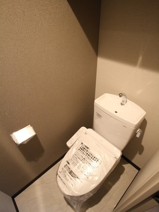 物件内観写真8　(トイレ)