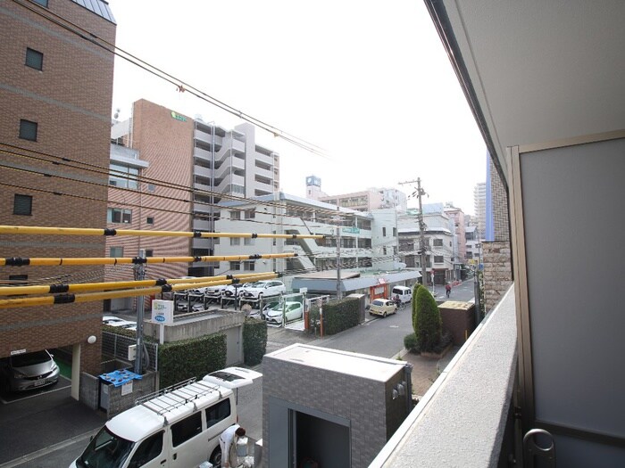 物件内観写真17　(室内からの展望)