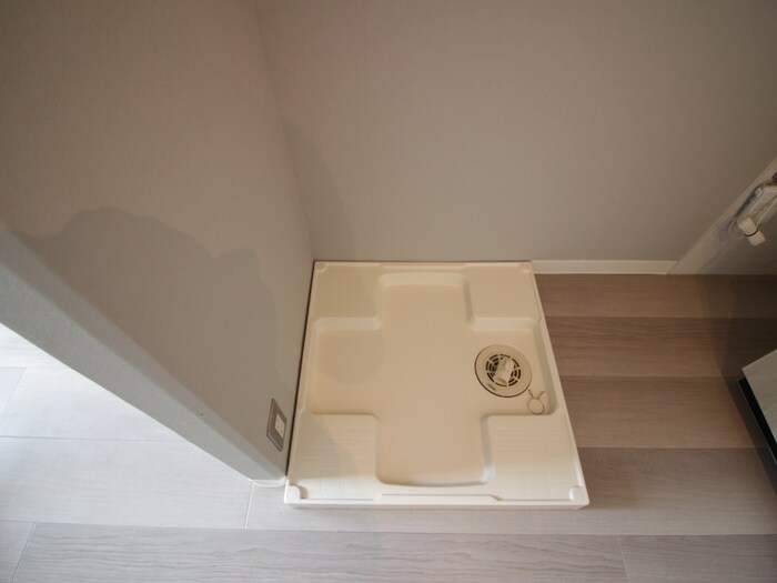 物件内観写真15　(洗濯機置場)