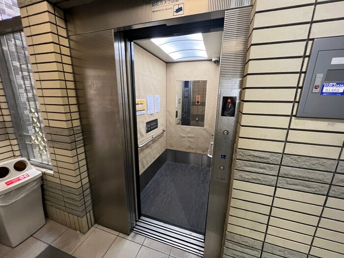 物件外観写真6　(建物設備)