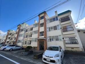 レオーネ・マンション外観写真
