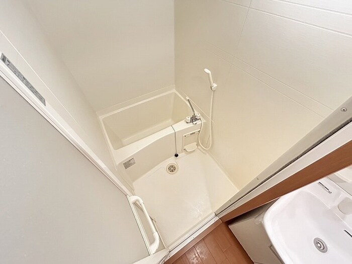 物件内観写真10　(バス／シャワールーム等)