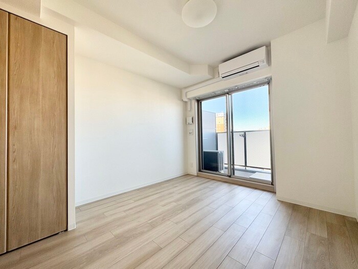 物件内観写真2　(居室)