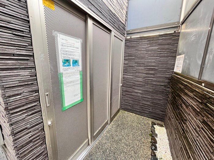 物件外観写真6　(建物設備)