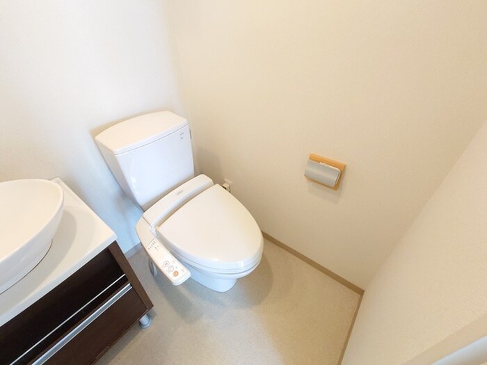 物件内観写真12　(トイレ)