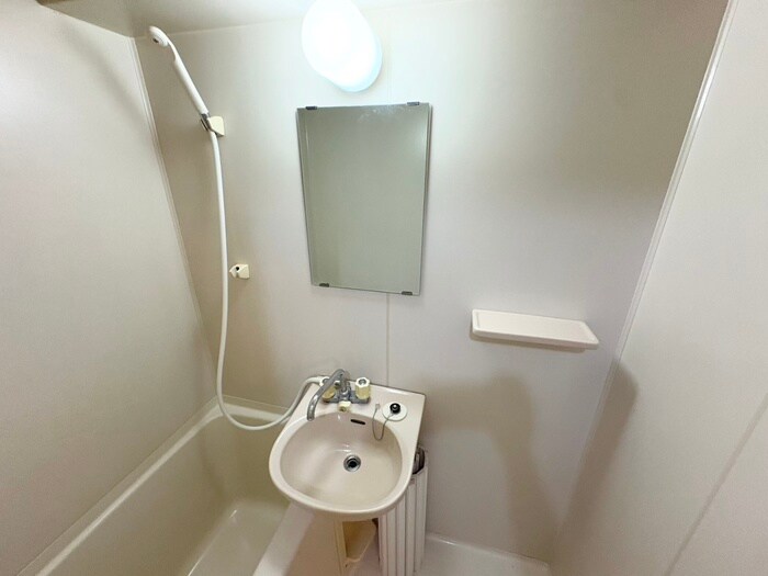 物件内観写真12　(洗面)