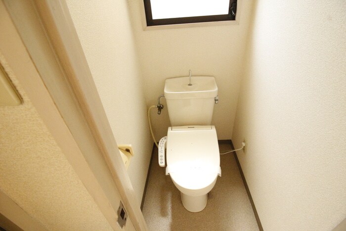 物件内観写真15　(トイレ)