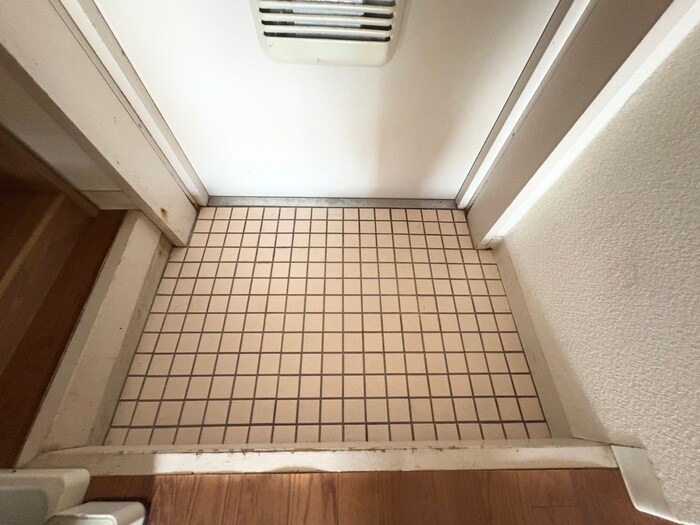 物件内観写真20　(玄関)