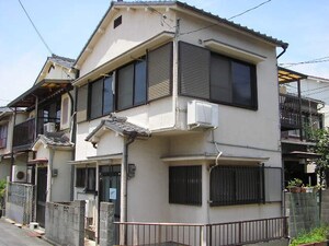 箕輪高野貸家外観写真