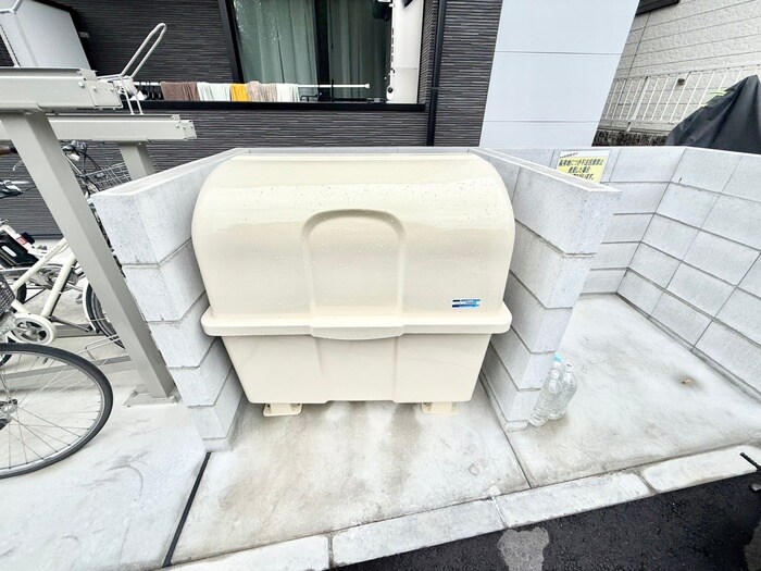 物件外観写真6　(建物設備)