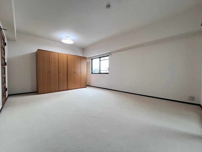 物件内観写真6　(居室)