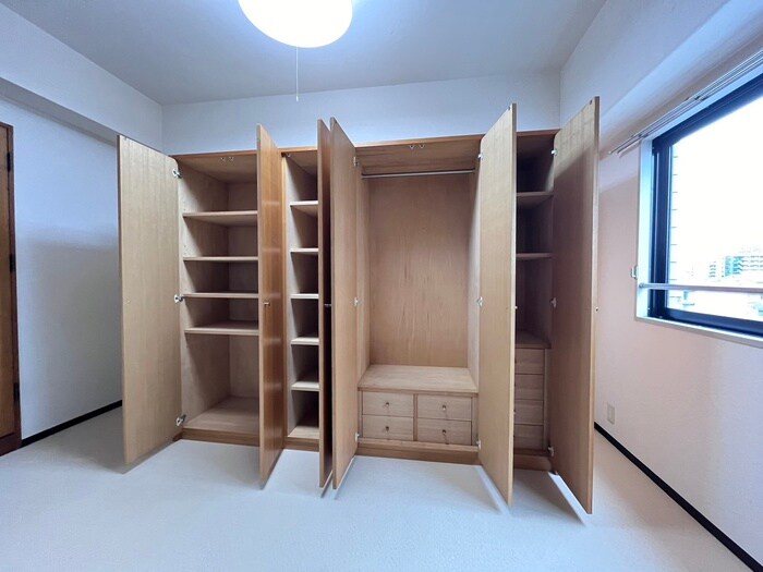 物件内観写真11　(収納)