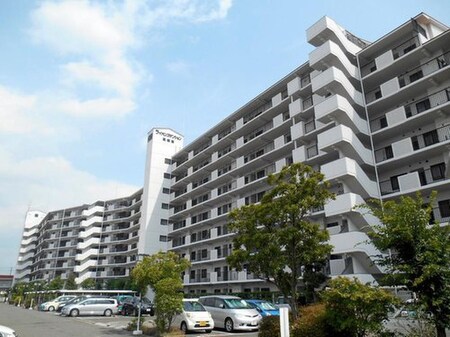 ﾗｲｵﾝｽﾞﾏﾝｼｮﾝ高槻南（209）外観写真