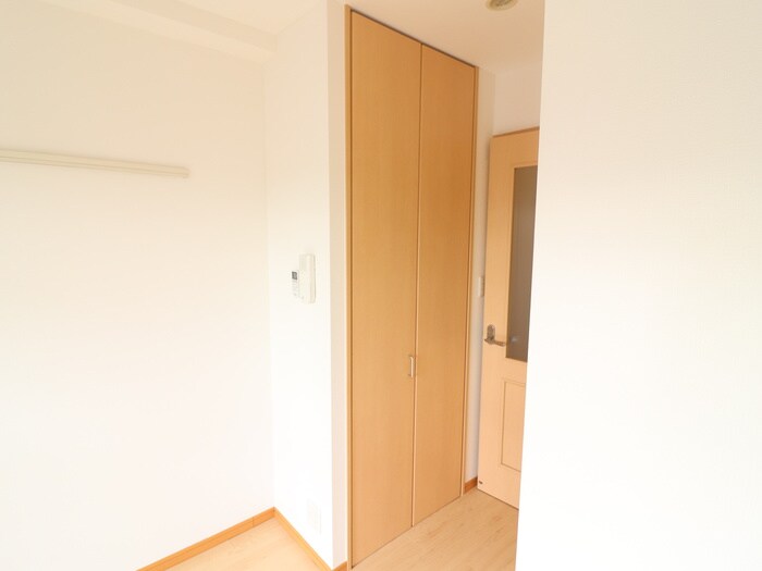 物件内観写真13　(収納)