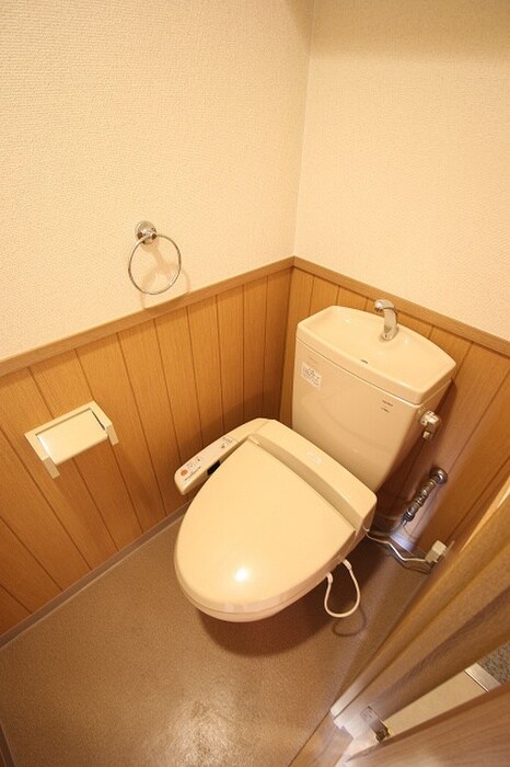 物件内観写真13　(トイレ)