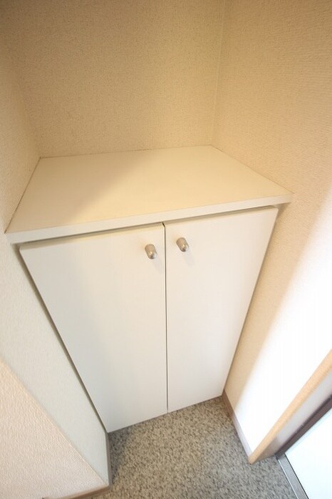 物件内観写真17　(靴箱)