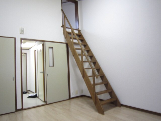 物件内観写真13　(居室)